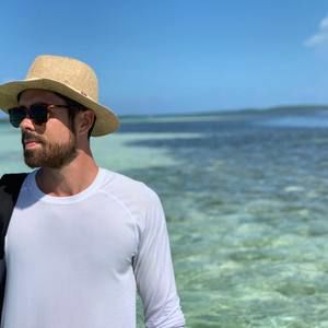 Meet your Posher, Johnathon